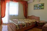 Аренда  посуточно квартиры недорогой отдых в Крыму  Любимовка 